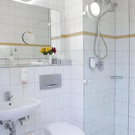 Quality Hotel 3*