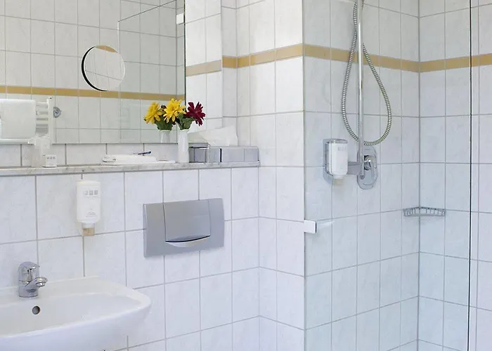 Quality Hotell 3*