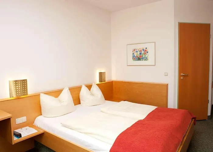Quality Hotell 3*